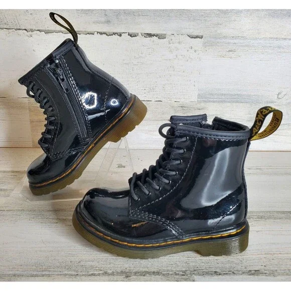 Dr. Martens 1460 T Black Lace Up Zip Patent Leather Combat Boots Toddler Size 8 - Picture 2 of 12